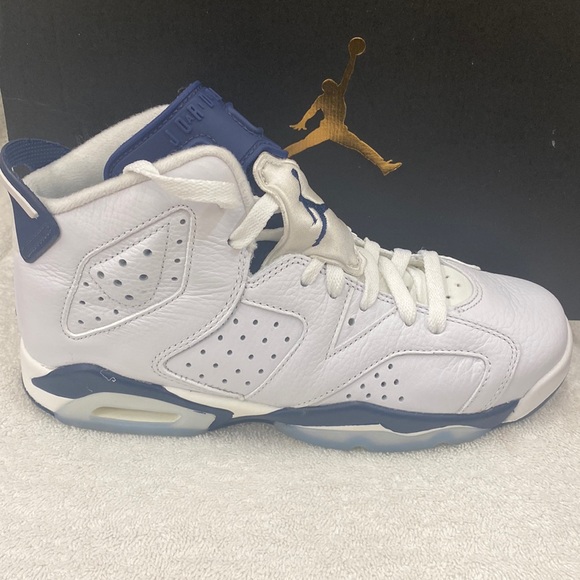 Air Jordan 6 Retro (GS) White/Midnight Navy - Size 6Y - Picture 1 of 12